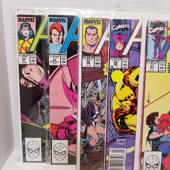 Huge lot 37 Marvel Copper Age Avengers Comic Books - Picture 2 of 16